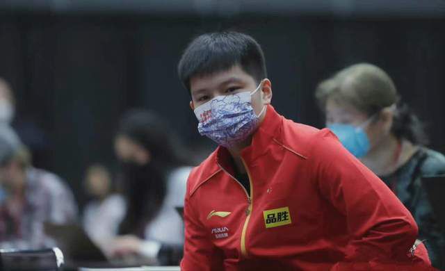 h黄色